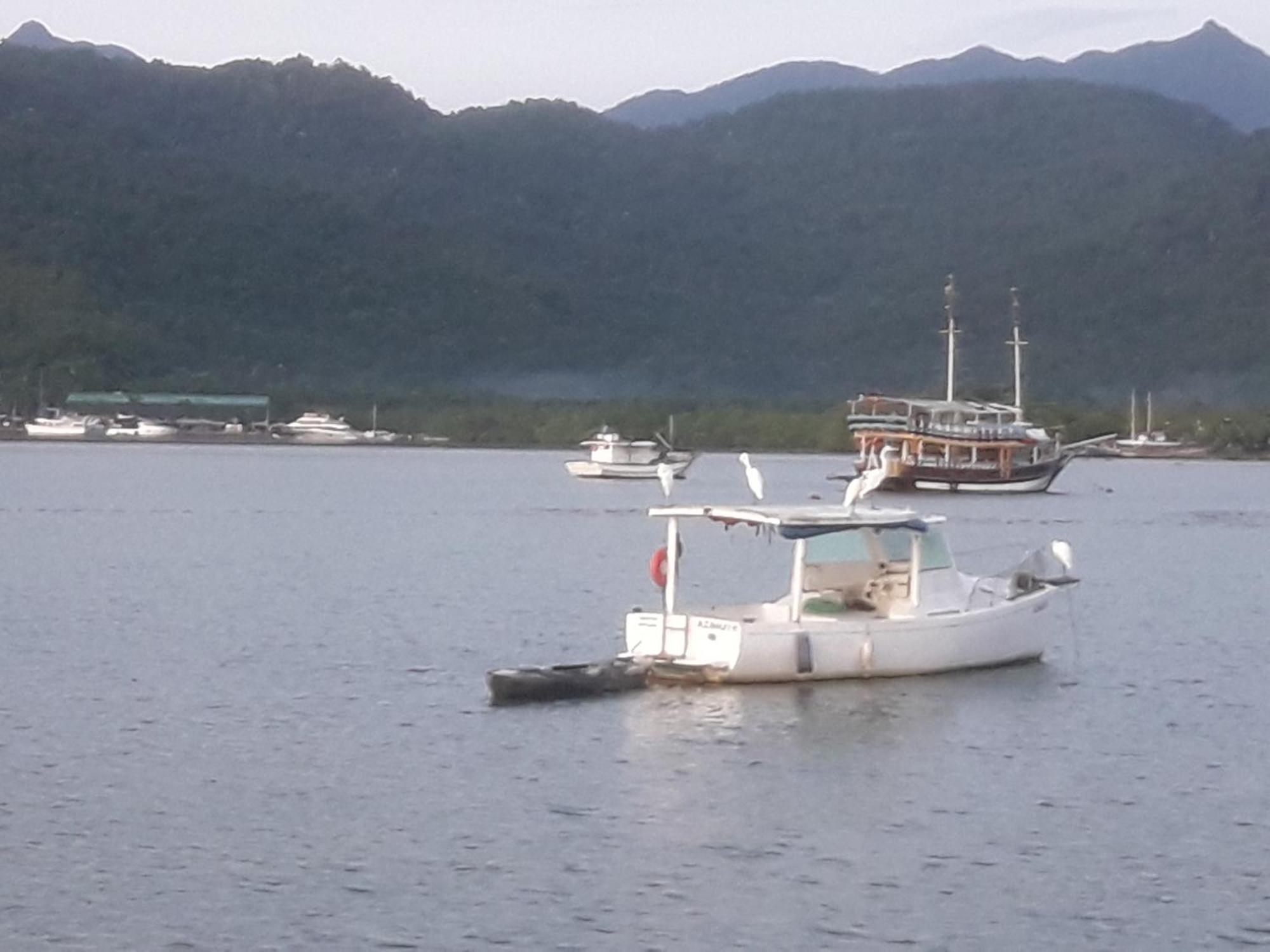 Pernoite A Bordo Araquari Quarto foto